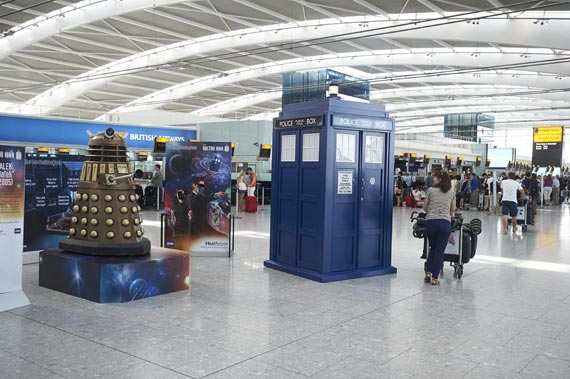doctor-who-heathrow-airport-2013-2