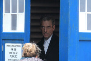 doctor-who-series-8-filming-capaldi-clara-tardis-queen-street