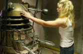 rose-touches-dalek-doctor-who-2005