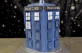 tardis-cake